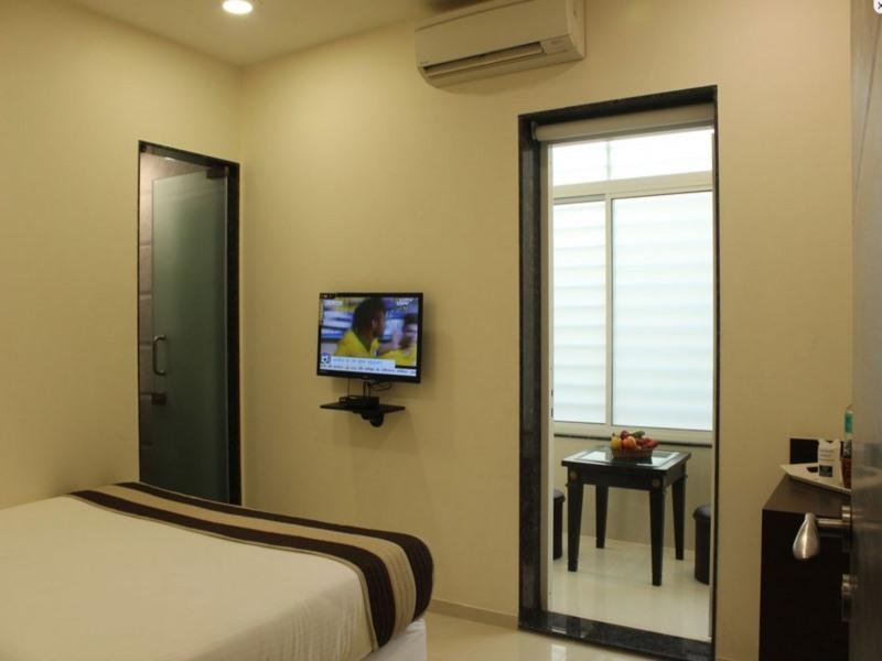 Oyo 16703 Hotel The Platinum Kolkata Eksteriør bilde