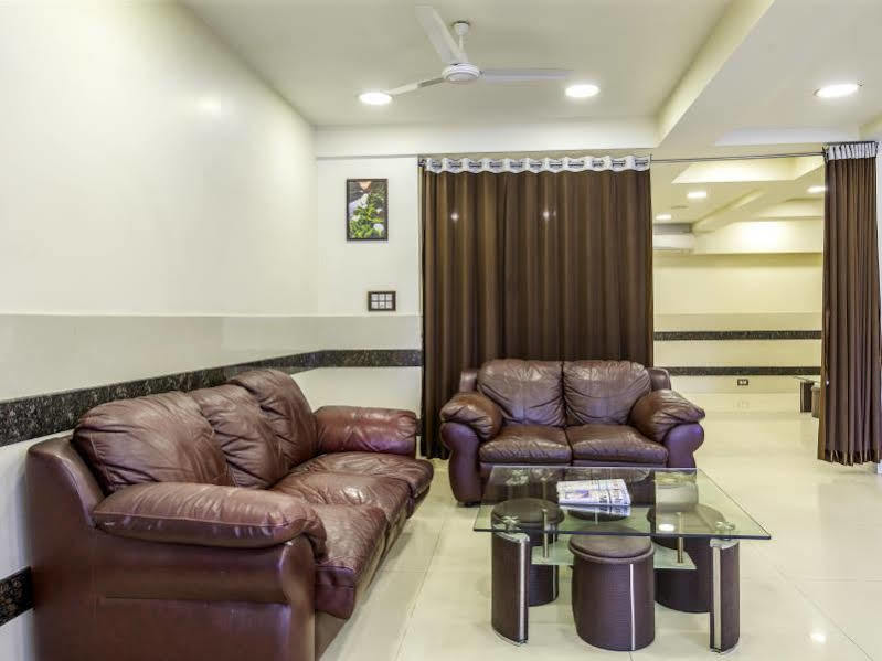 Oyo 16703 Hotel The Platinum Kolkata Eksteriør bilde